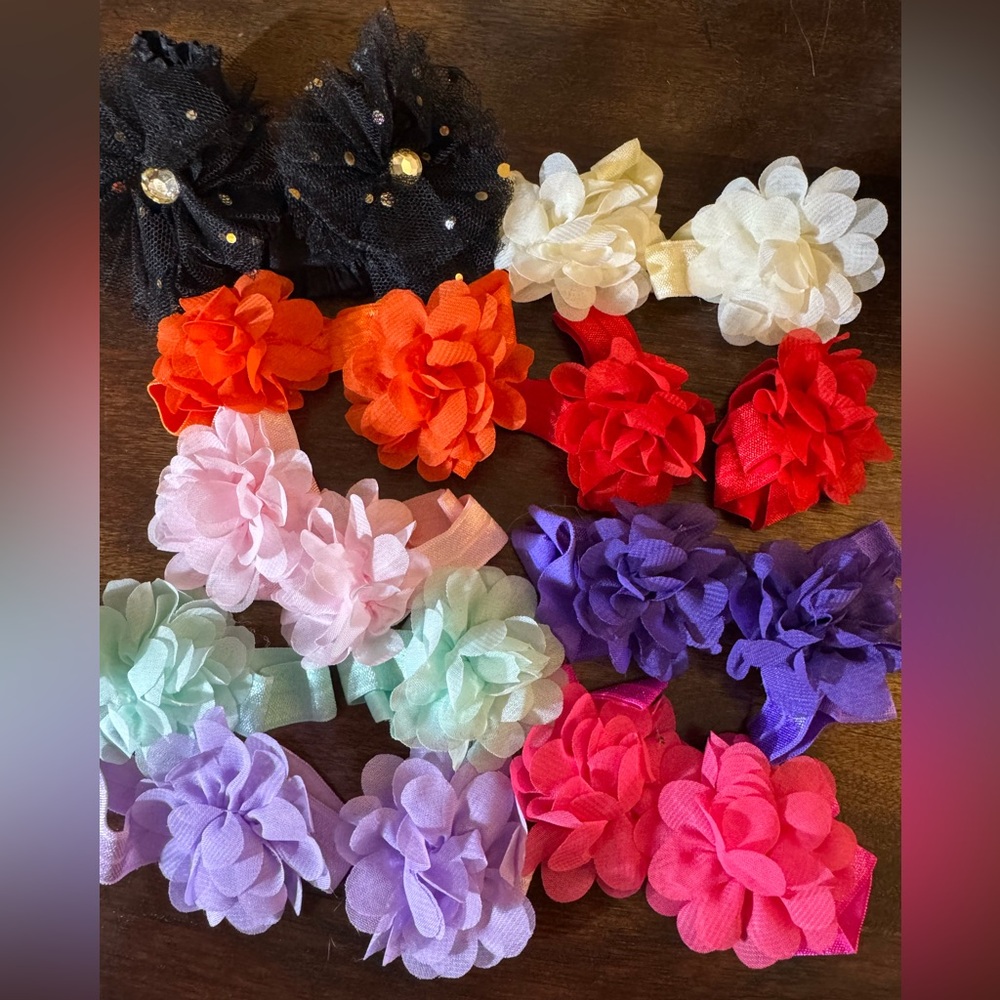9 pairs of Baby Flower Foot Bands / Barefoot Sandals
